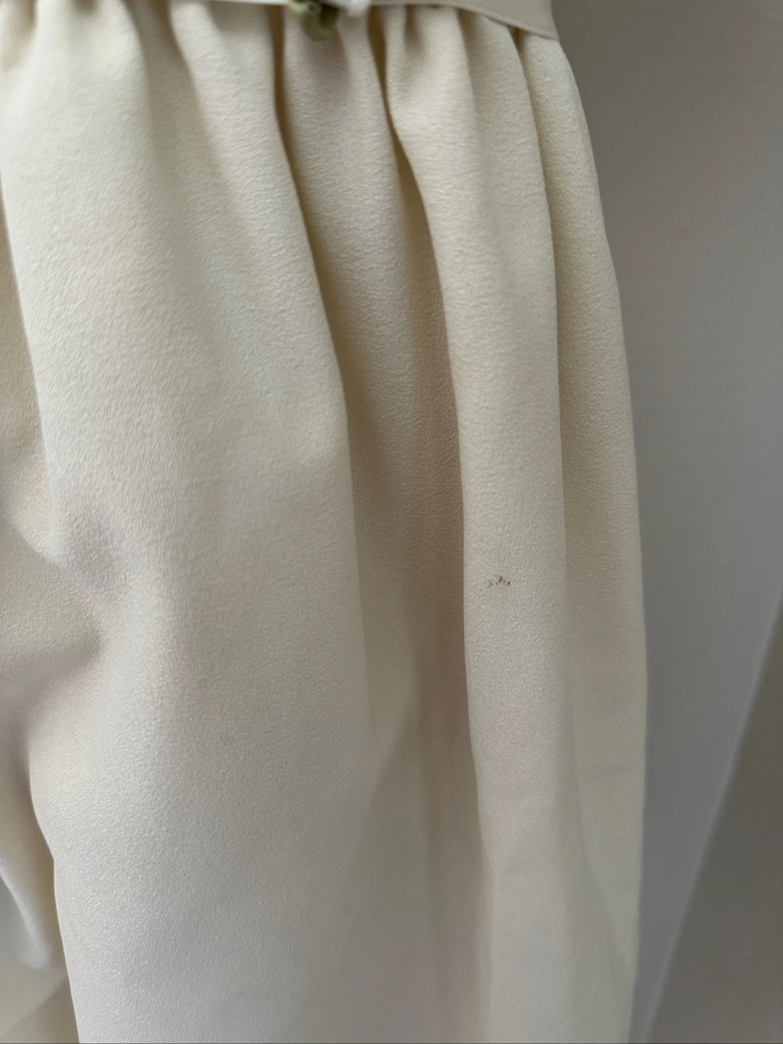 Ecru ceremony dress with lace – 8 years – photo 2